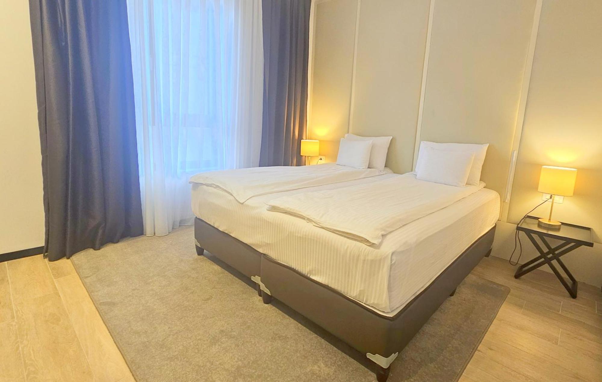 Maresia Boutique Suites Budua Esterno foto