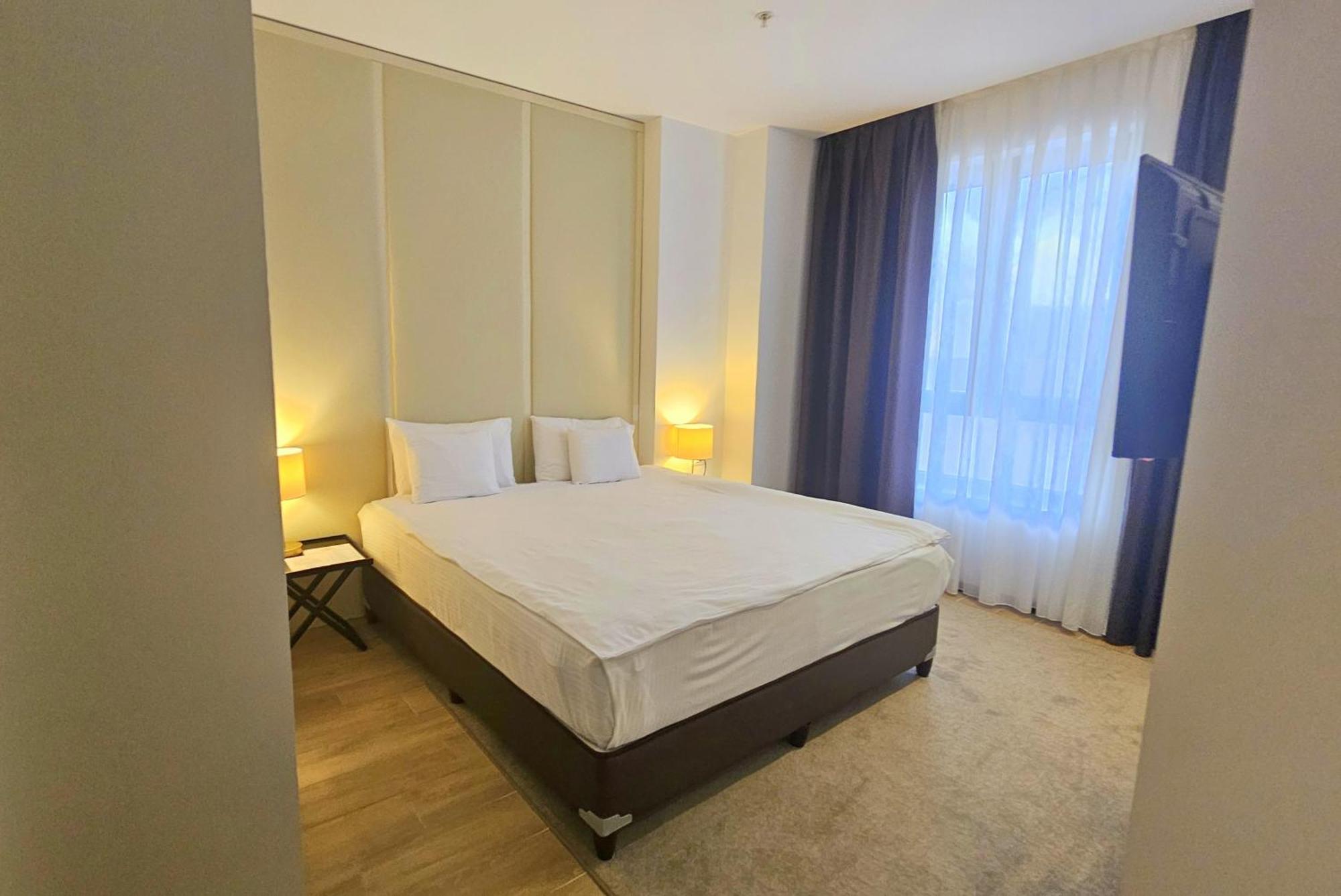 Maresia Boutique Suites Budua Esterno foto