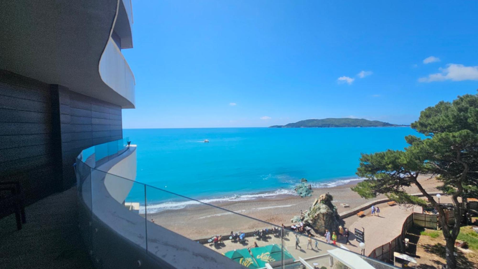Maresia Boutique Suites Budua Esterno foto