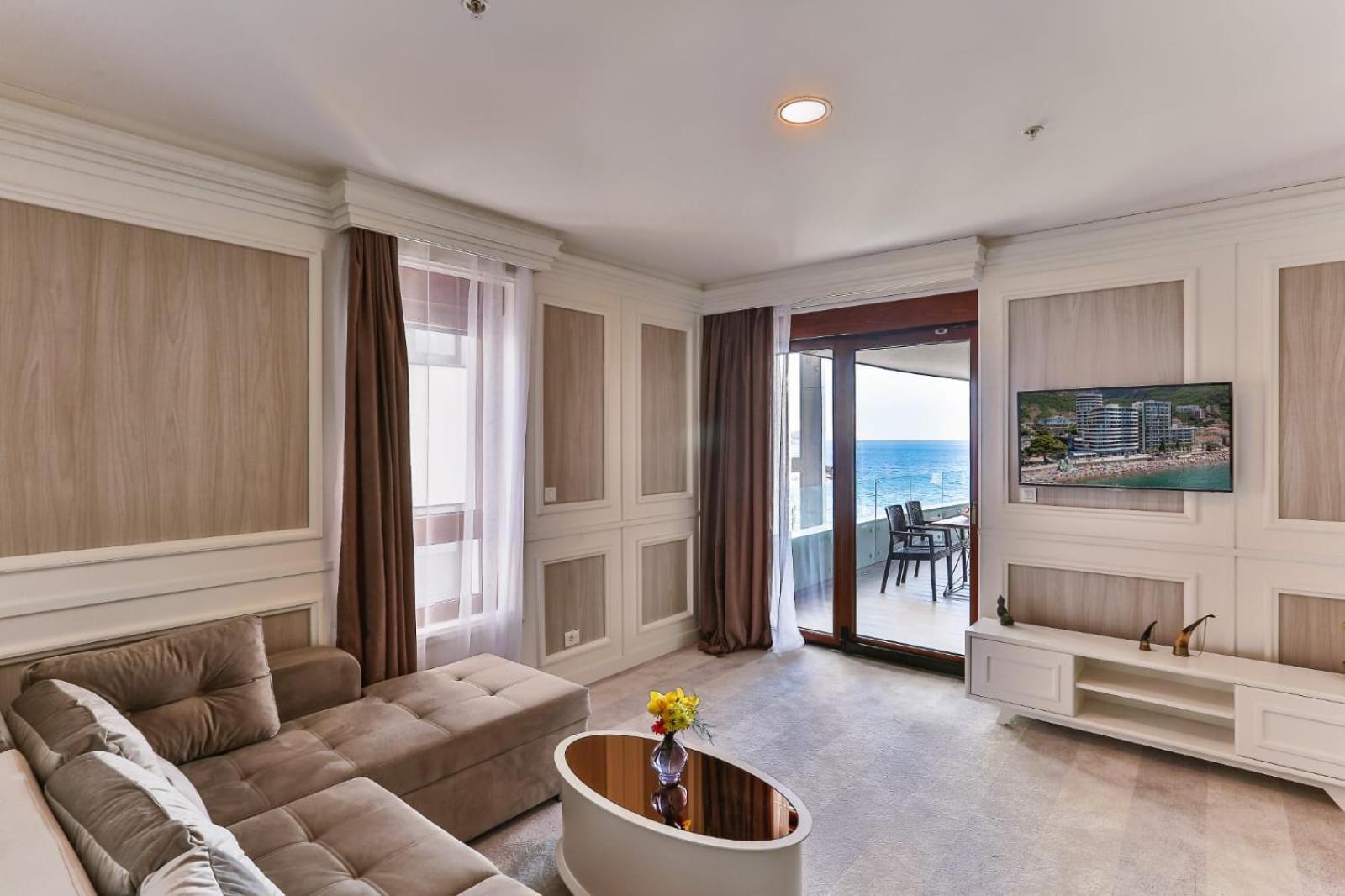 Maresia Boutique Suites Budua Esterno foto